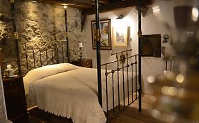 Crambero Suites